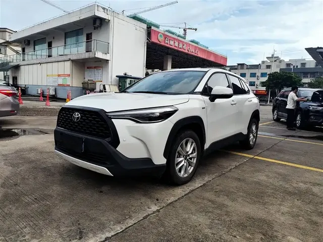 Toyota Corolla Cross 2024 2.0L Smart Hybrid Dual Engine Luxury Edition