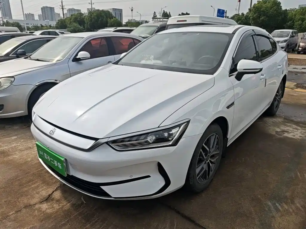 BYD Qin PLUS 2024 Glory Edition EV 420KM Surpass
