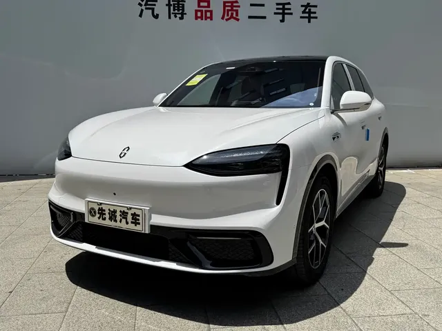 AITO Wenjie AITO M6, 2026