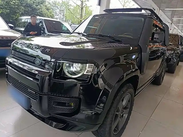 Land Rover Defender 2023 Model 110 3.0T P400 X-DYNAMIC HSE