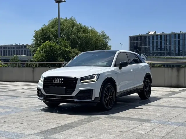 Audi Q2L 2020 35 TFSI Progressive Dynamic Model