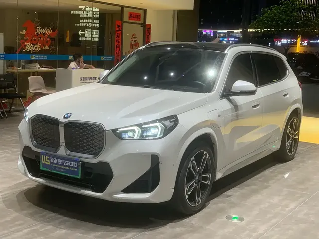 BMW iX1 2023 xDrive30L M Sport Package