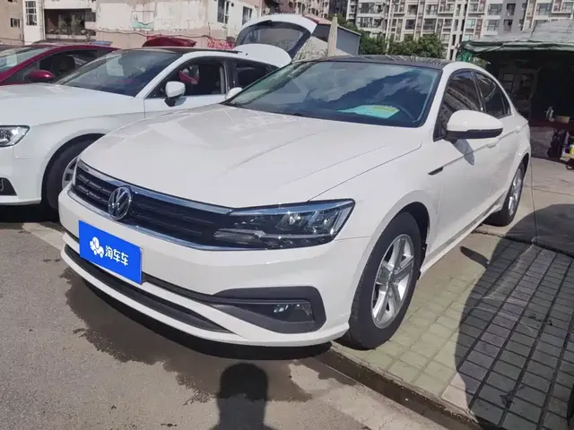 Volkswagen Lamando 2021 230TSI DSG Fashion Edition