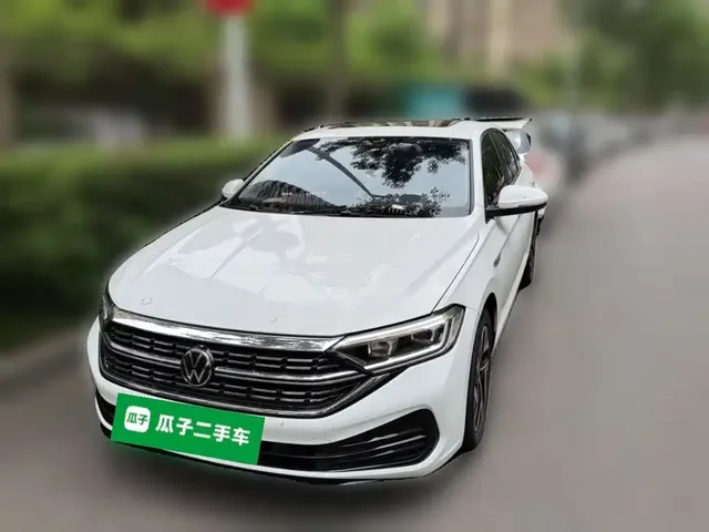 Volkswagen Sagitar 2023 300TSI DSG Surpassing Edition