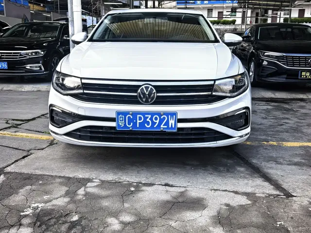 Volkswagen Bora 2023 200TSI DSG Smart PRO Edition