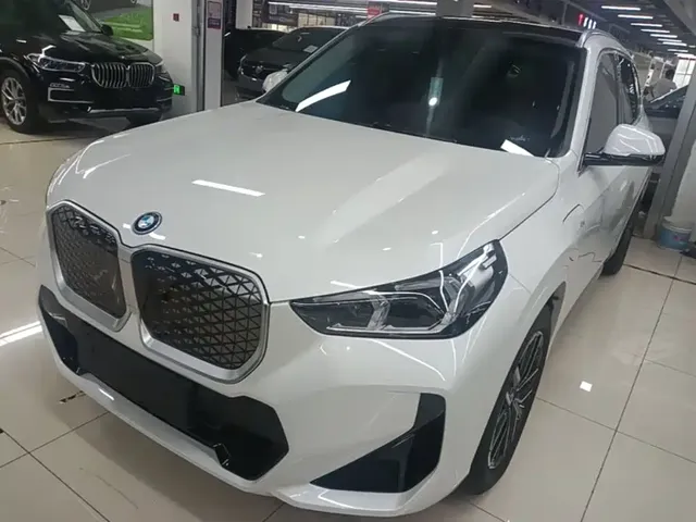 BMW iX1 2023 eDrive25L M Sport Package