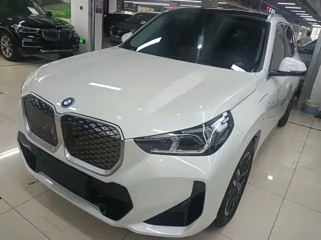 BMW iX1 2023 eDrive25L M Sport Package