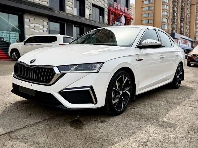 Škoda Octavia 2022 PRO TSI280 Premium Edition