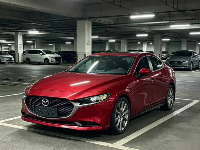 Mazda 3 Axela 2023 2.0L Auto Zhiya