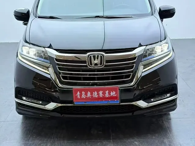 Honda Elysion 2019 2.0L Hybrid Luxury Edition