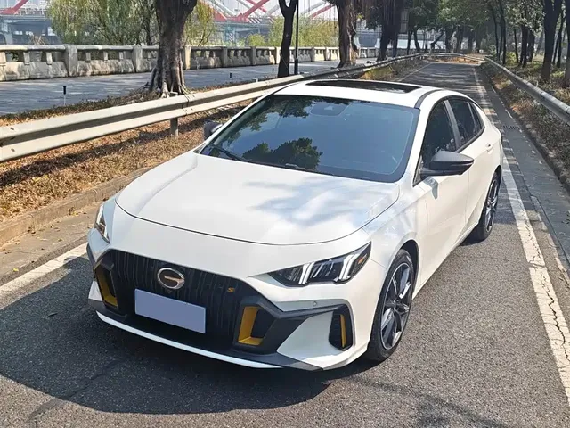 GAC Trumpchi Emkoo 2021 270T DCT J15 Edition