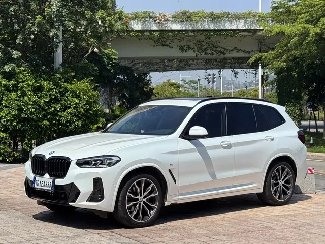 BMW X3 2022 xDrive30i Leading M Night Package