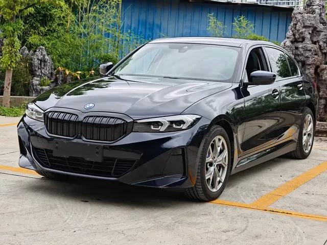 BMW i3 2022 eDrive 35 L