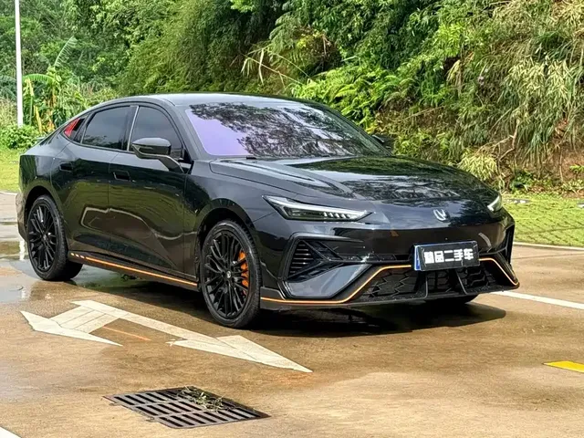 Changan UNI-V 2025 3rd Generation 2.0T Sport