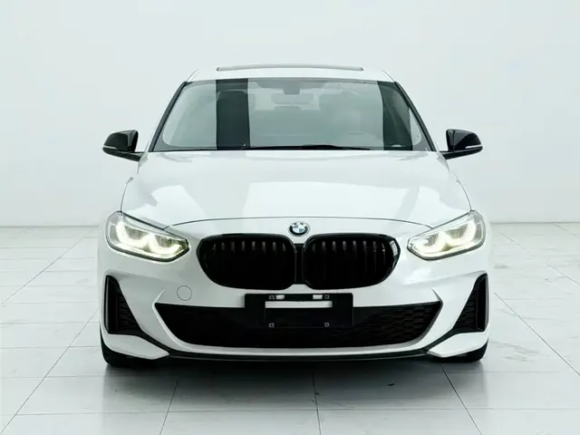 BMW 1 Series 2021 120i M Sport Shadow Edition