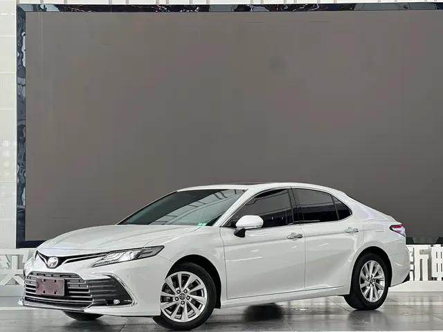 Toyota Camry 2021 2.0G Luxury Edition