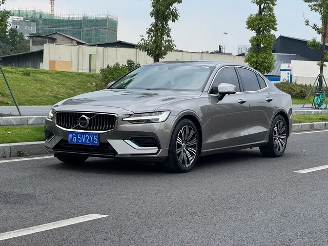 Volvo S60 2021 T4 Smart Vision Luxury