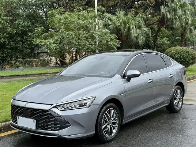 BYD Qin PLUS 2021 DM-i 120KM Flagship