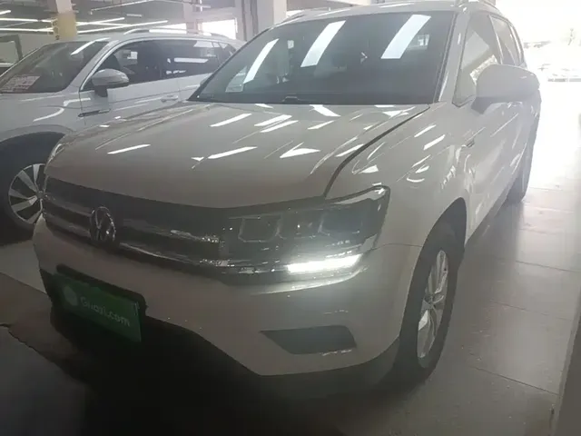 Volkswagen Tharu 2022 280TSI 2WD Trend
