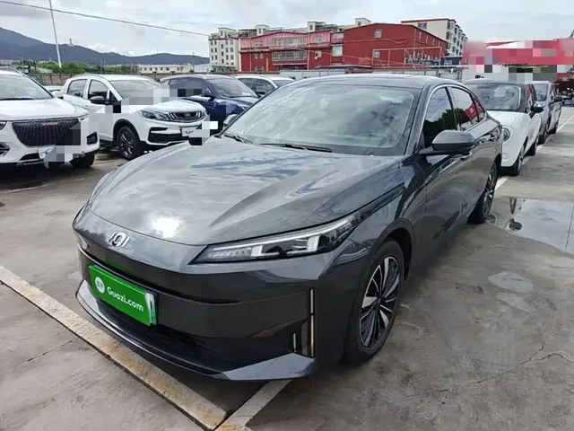 Changan Qiyuan A05 2025 Model True Fragrance Edition 145 Surpass