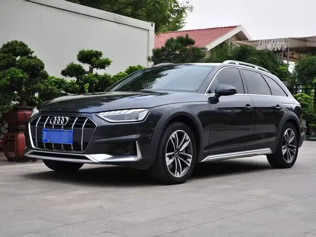 Audi A4 (Import) 2023 Model allroad quattro