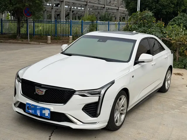 Cadillac CT4 2021 28T Fashion Edition