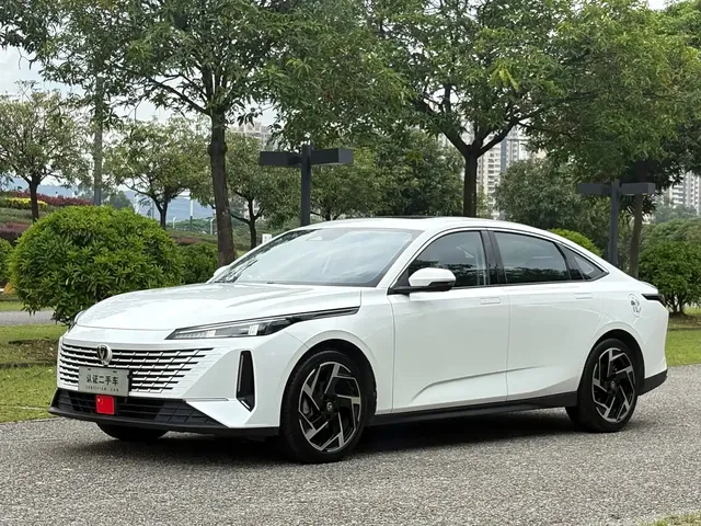 Changan Yida 2023 Blue Whale NE 1.5T GDI DCT Flagship