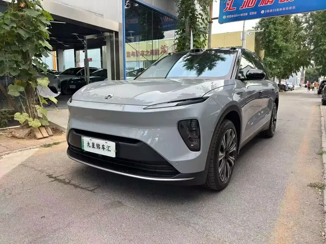 NIO ES8 2023 75kWh