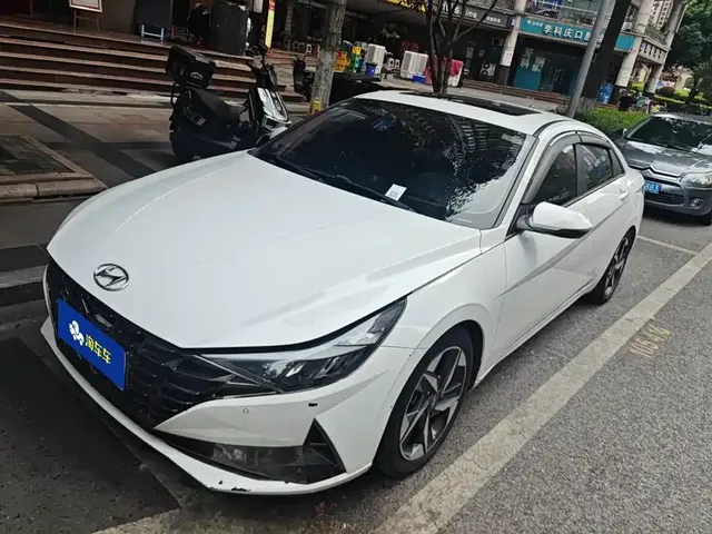 Hyundai Elantra 2022 1.5L CVT GLX Elite Edition