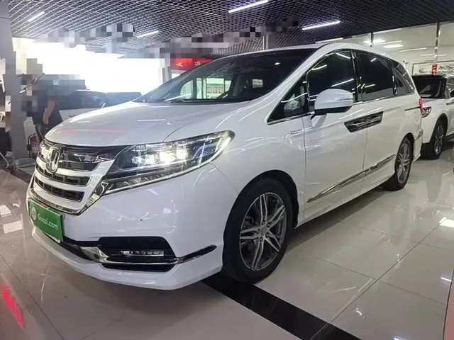 Honda Elysion 2019 2.0L Hybrid Luxury Edition