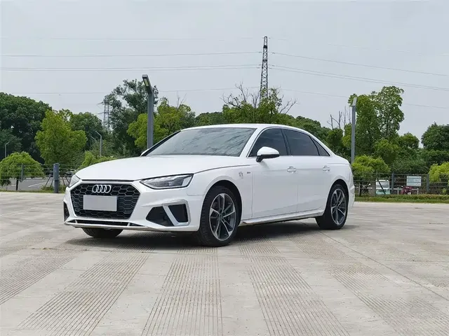 Audi A4L 2022 40 TFSI Fashion Dynamic