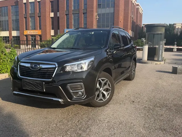 Subaru Forester 2021 2.0i Luxury Edition with EyeSight