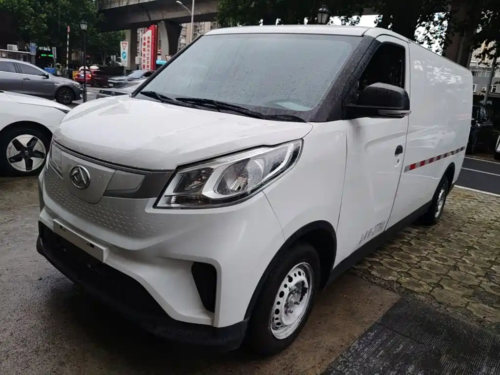 SAIC Maxus EV30 2023 Pure Electric Intelligent Logistics Expert Long Wheelbase Gotion