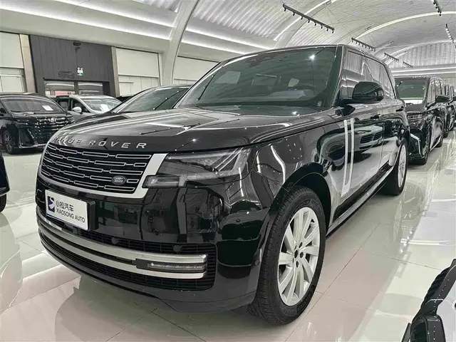 Land Rover Range Rover 2024 3.0 L6 400PS Golden Age Extended 7-Seater