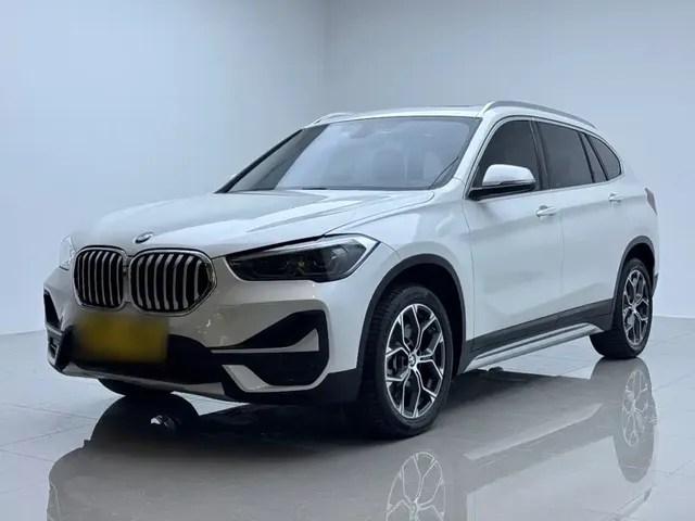 BMW X1 2022 sDrive25Li Leading