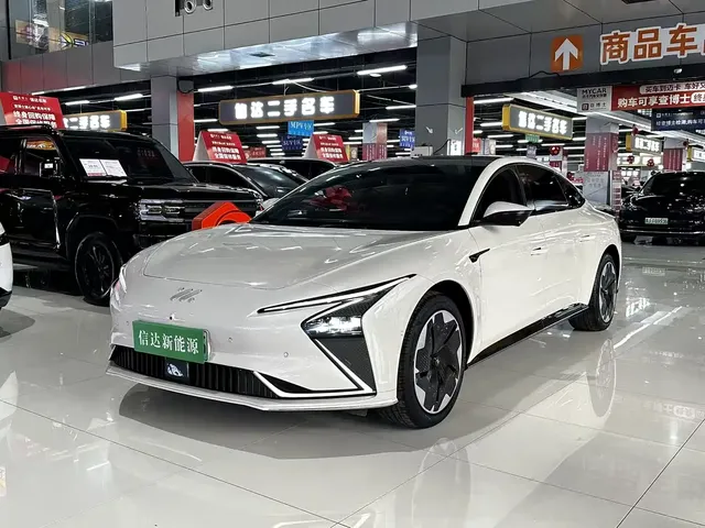 IM Motors IM L7 2022 Dynamic
