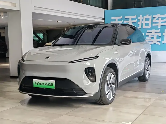 NIO ES8 2024 75kWh Executive Edition