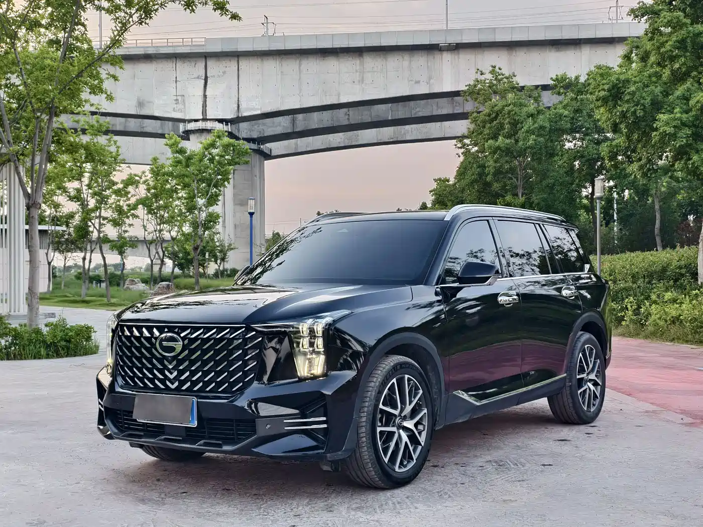 GAC Trumpchi GS8 2024 Navigator Series 2.0TGDI 2WD Luxury Smart Connect Edition