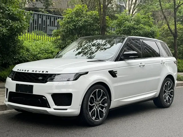 Land Rover Range Rover Sport 2021 3.0 L6 Gloss Black Edition