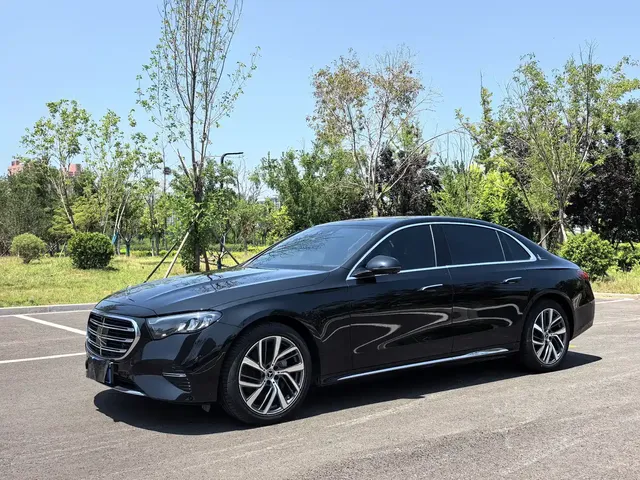 Mercedes-Benz E-Class 2024 E 300 L Fashion