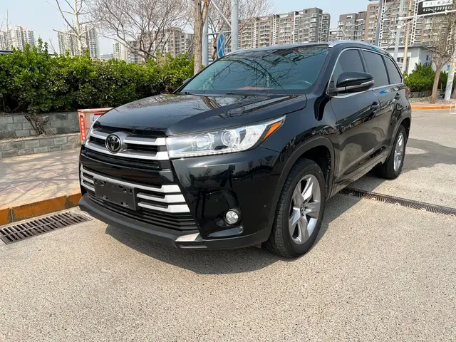 Toyota Highlander 2021 2.0T AWD Luxury 7-Seater