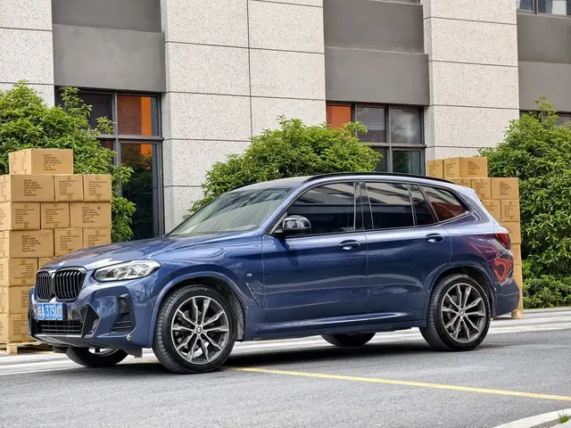 BMW X3 2022 xDrive30i Leading M Night Package