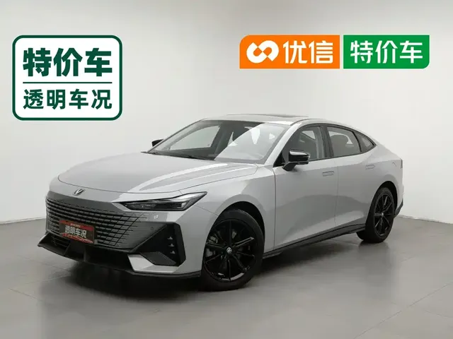 Changan UNI-V iDD 2023 ZhiDian iDD 1.5T 113km Smart Fun Edition