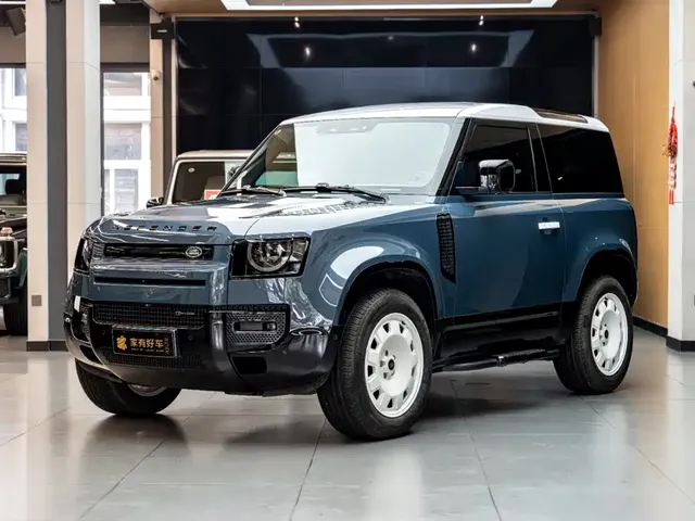 Land Rover Defender 2022 90 2.0T P300 X-DYNAMIC HSE