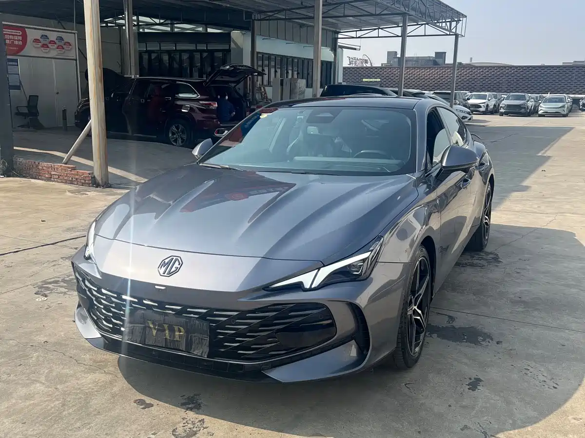 MG 7 2023 2.0T Automatic Trophy+ Exciting World Edition