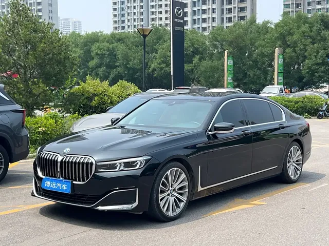 BMW 7 Series 2019 740Li Leading Luxury Package