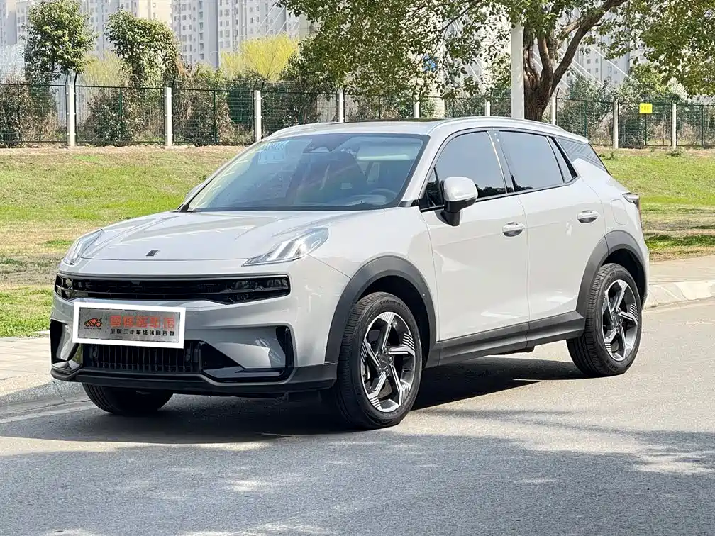 Lynk & Co 06 EM-P 2023 1.5T Remix PHEV Pro