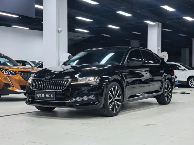 Škoda Superb 2023 Facelift TSI280 DSG Premium Edition