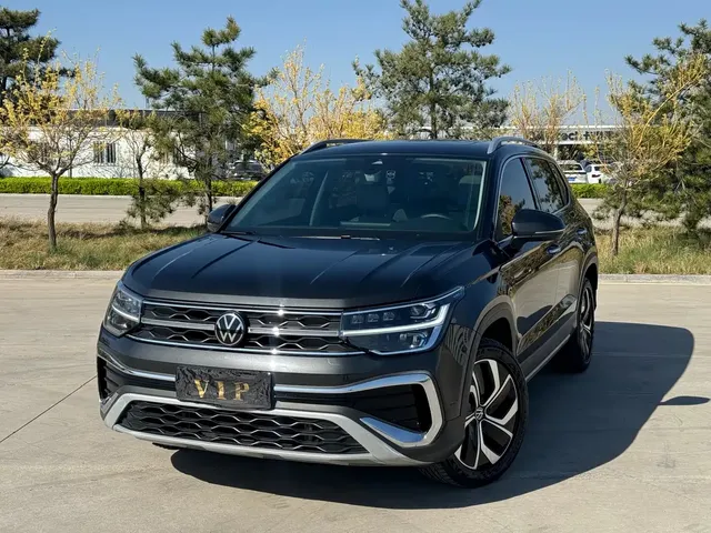 Volkswagen Tharu 2023 300TSI 2WD Full Moon Edition