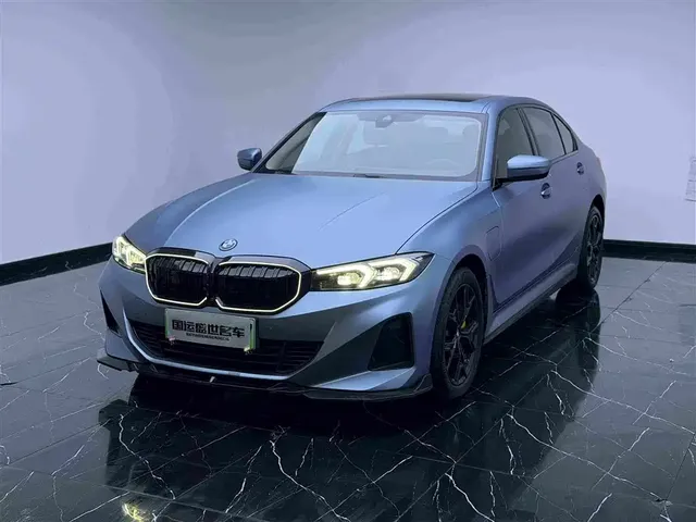 BMW i3 2024 eDrive 35 L